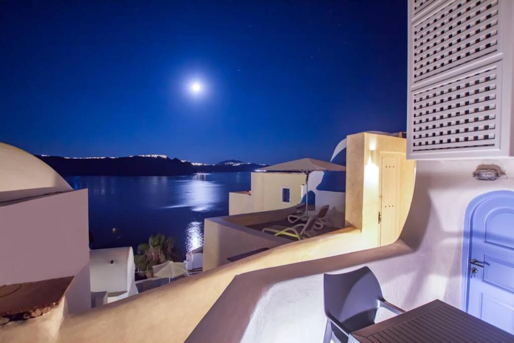 Villa Twin Cave House Oia  Esterno foto