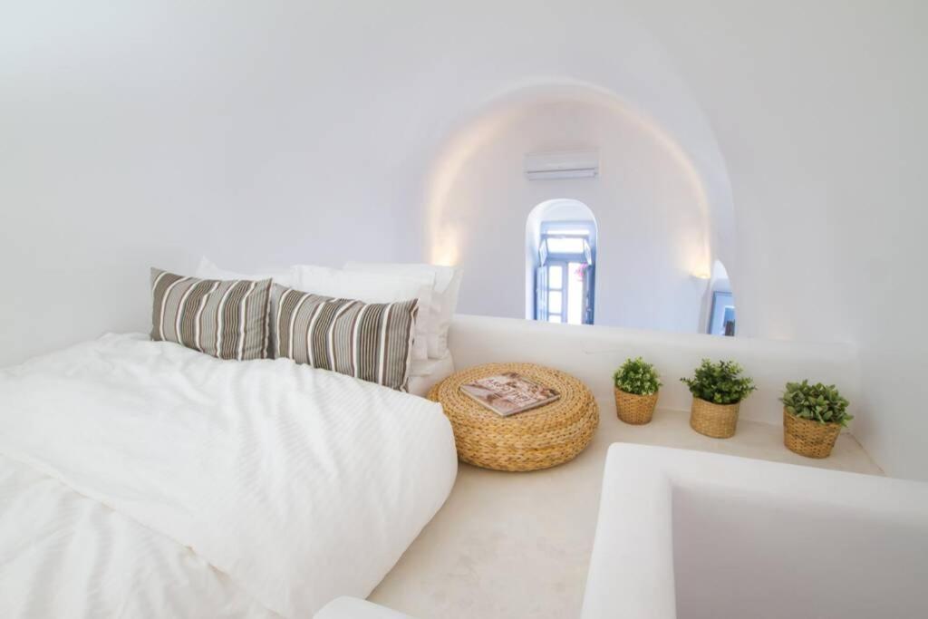 Villa Twin Cave House Oia  Esterno foto